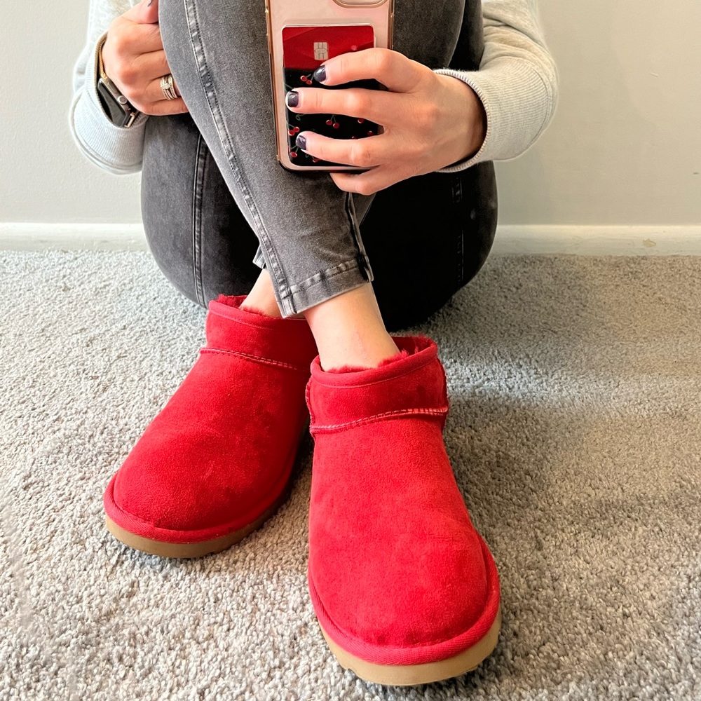 Ugg red Ultra Mini size 6